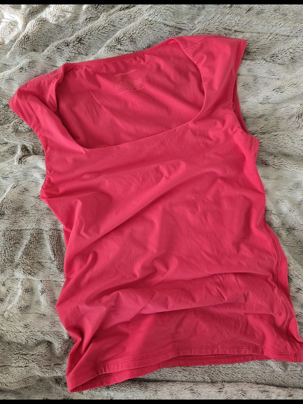 White House Black Market Hot Pink Scoop Neck Tank